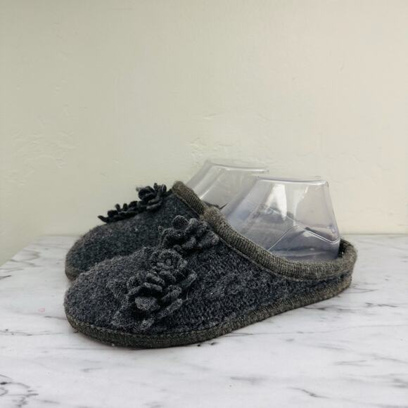Garnet Hill Haflinger Charisma Charcoal Wool Flower Slippers Women’s Size 8 - Picture 1 of 10